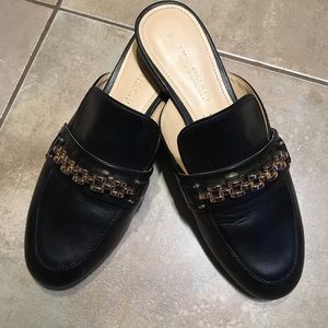 Ivanka soft black leather with gold chain mules